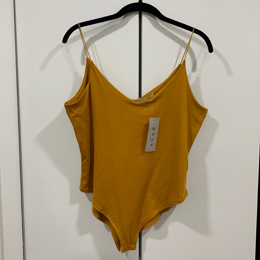 NWT Gaze bodysuit